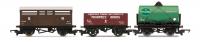 R60353 Hornby Railroad Triple Wagon Pack 12T tank wagon plank